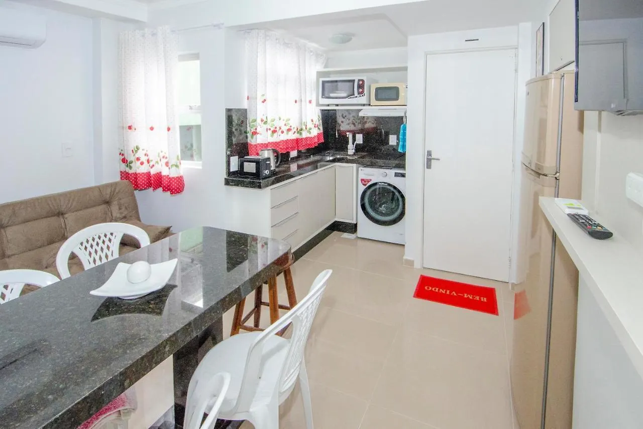 Camila Apartamento Bombinhas Brasil
