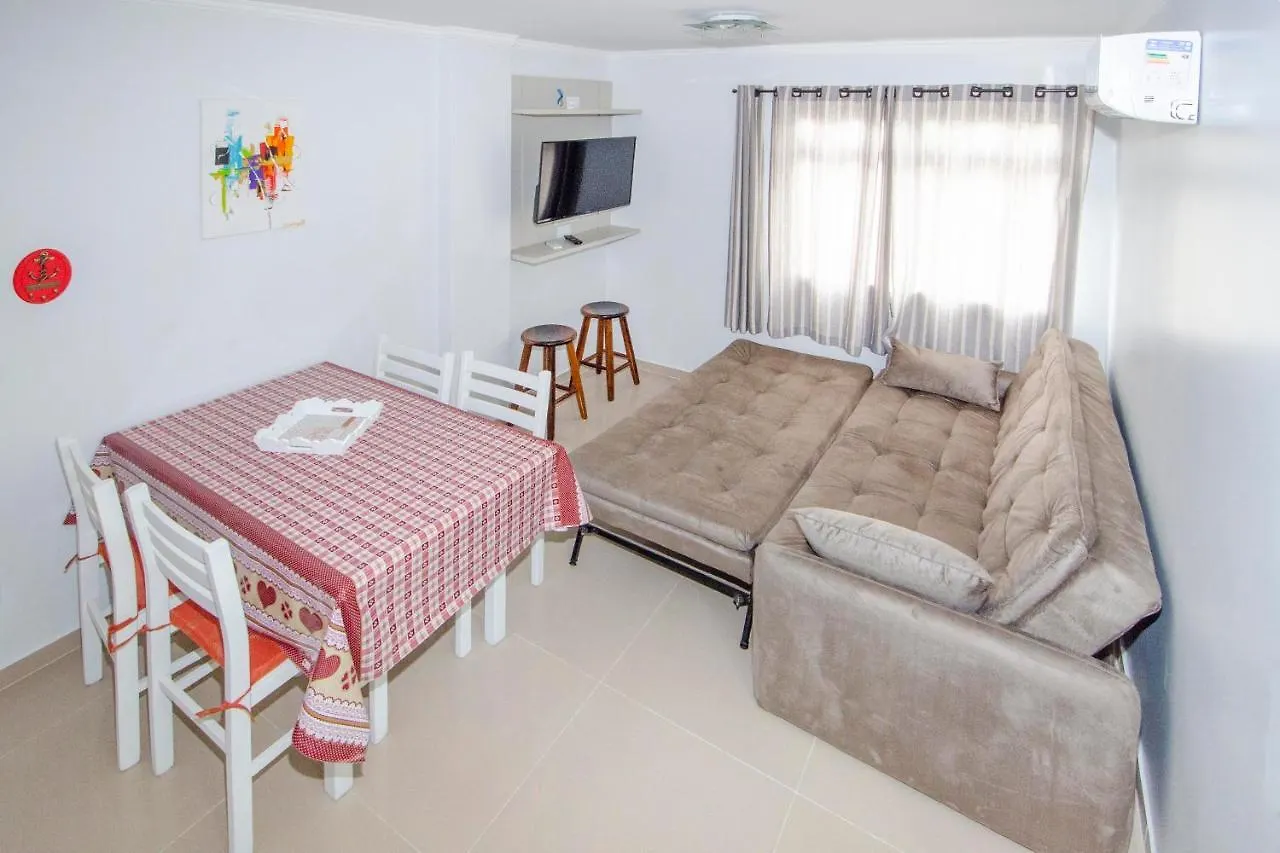 Camila Apartamento Bombinhas