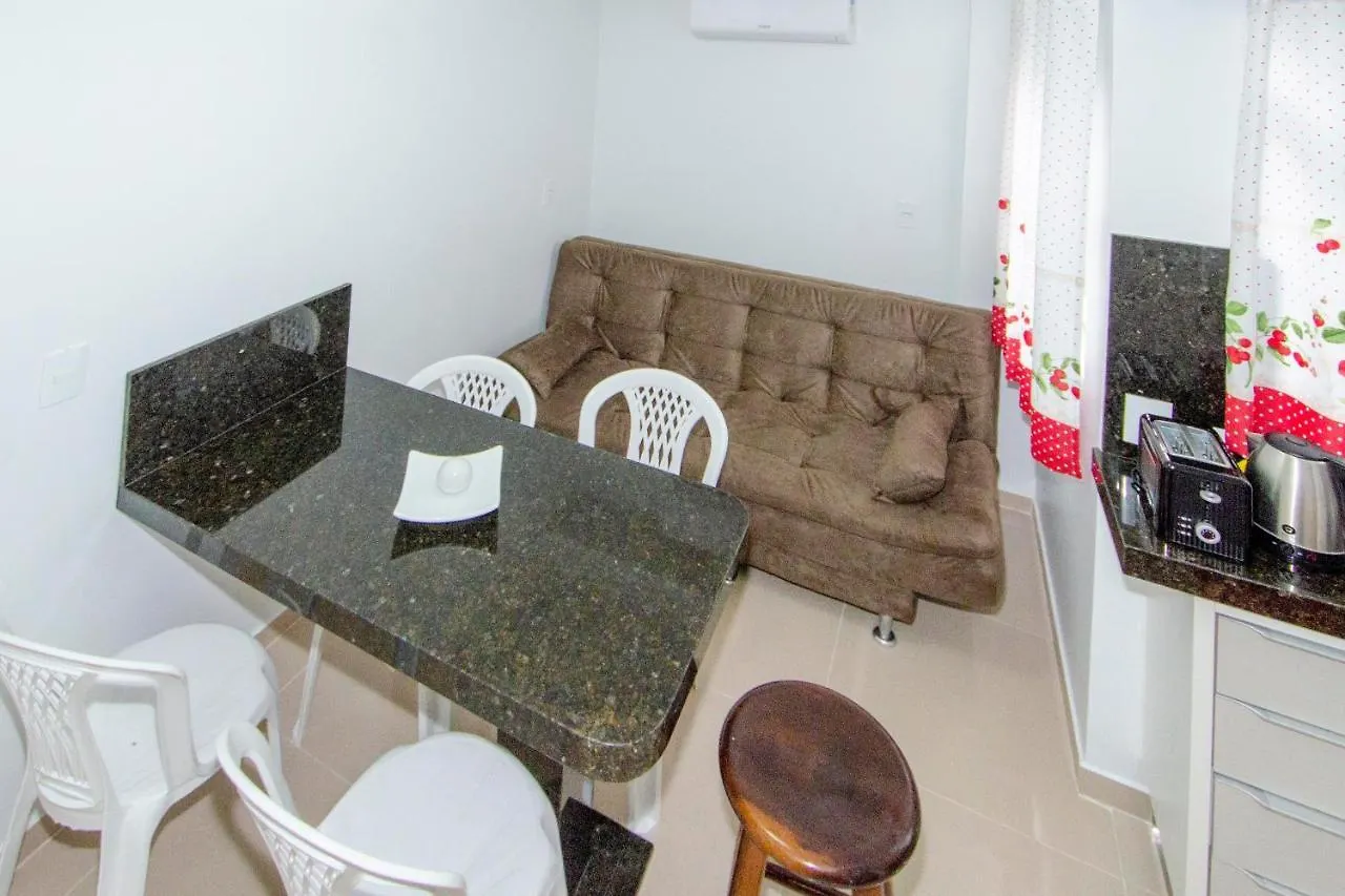Camila Apartamento Bombinhas 0*,  Brasil